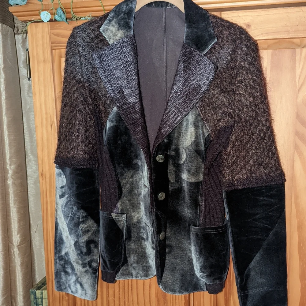 Yoshi Yoshi NY Inc. mixed knit jacket. Size M